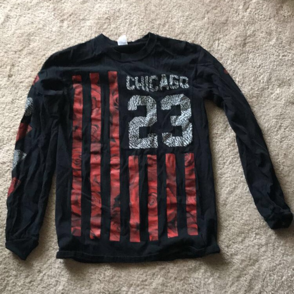 Bulls long sleeve